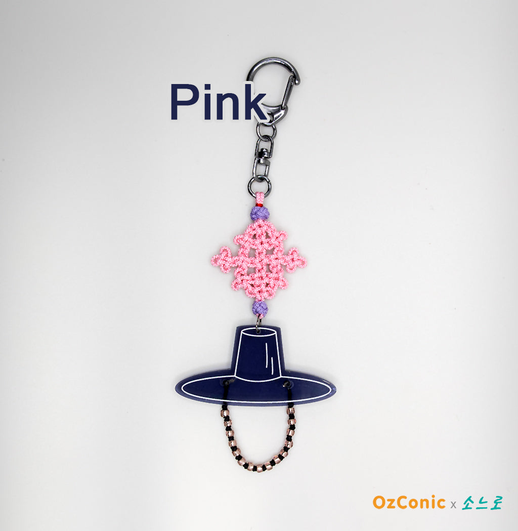 Handmade Korean Gat Keychain – Traditional Knot & Beaded Charm