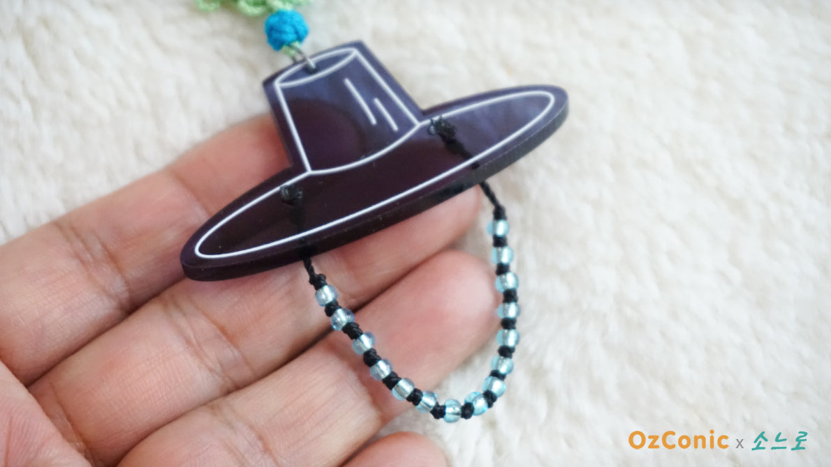 Handmade Korean Gat Keychain – Traditional Knot & Beaded Charm